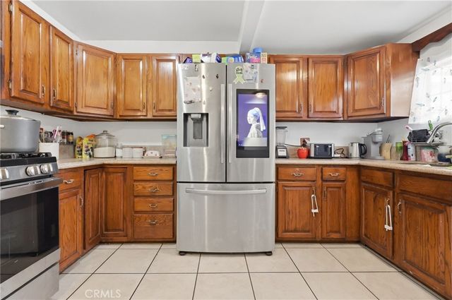 440 W Cherry, Compton, CA 90222