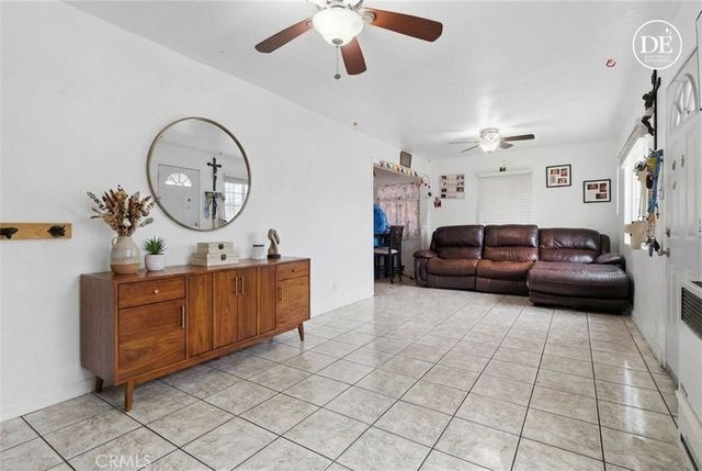 440 W Cherry, Compton, CA 90222