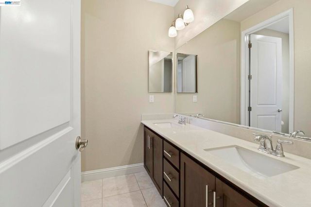 7151 Atlas Peak Dr, Dublin, CA 94568