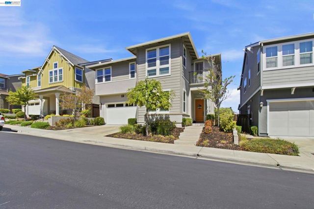 7151 Atlas Peak Dr, Dublin, CA 94568