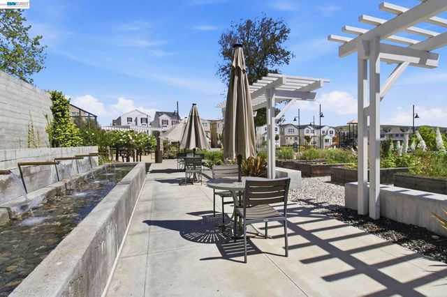 7151 Atlas Peak Dr, Dublin, CA 94568