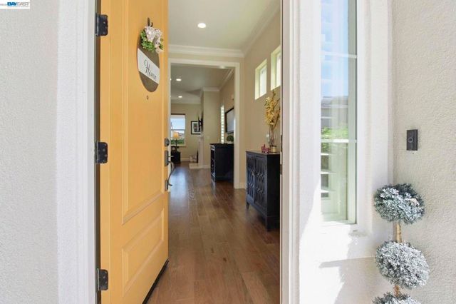 7151 Atlas Peak Dr, Dublin, CA 94568