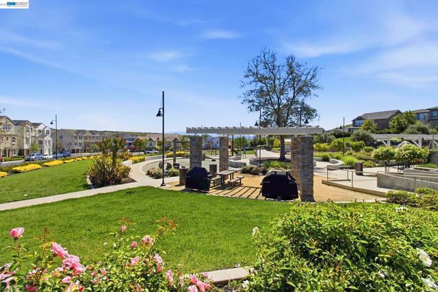 7151 Atlas Peak Dr, Dublin, CA 94568