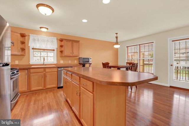 925 WOODRIDGE DR, Middletown, PA 17057