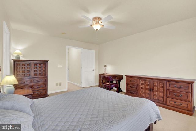 925 WOODRIDGE DR, Middletown, PA 17057