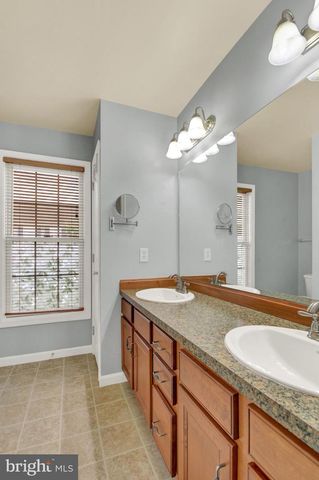 925 WOODRIDGE DR, Middletown, PA 17057