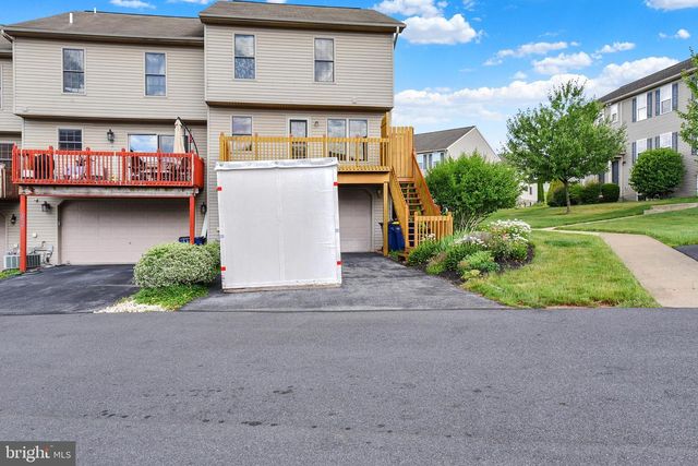 925 WOODRIDGE DR, Middletown, PA 17057