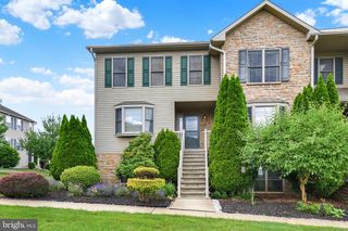 925 WOODRIDGE DR, Middletown, PA 17057