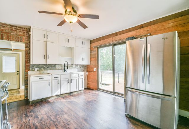 138 SW 100th St., Augusta, KS 67010
