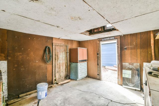 138 SW 100th St., Augusta, KS 67010