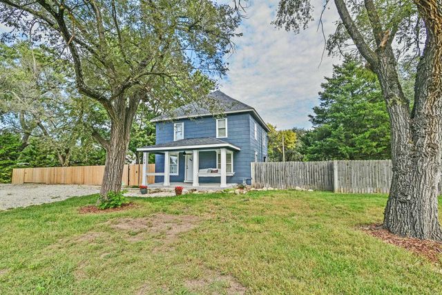 138 SW 100th St., Augusta, KS 67010