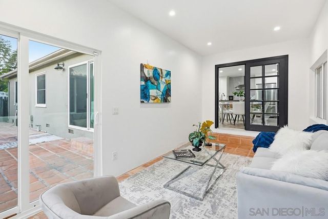 4080 Forney, San Diego, CA 92117