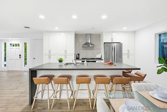 4080 Forney, San Diego, CA 92117
