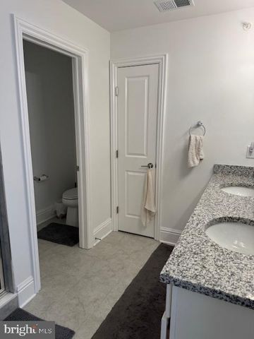 4785 HOGAN DR, Wilmington, DE 19808