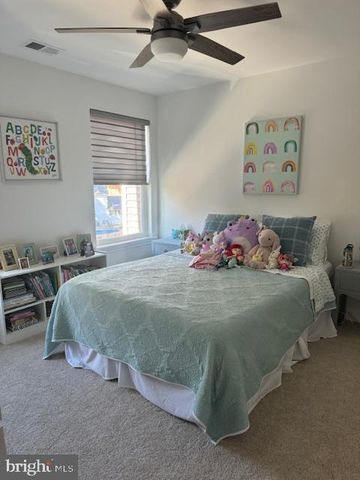 4785 HOGAN DR, Wilmington, DE 19808