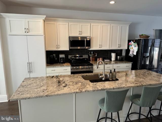 4785 HOGAN DR, Wilmington, DE 19808