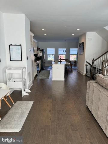 4785 HOGAN DR, Wilmington, DE 19808