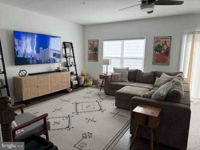 4785 HOGAN DR, Wilmington, DE 19808