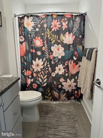 4785 HOGAN DR, Wilmington, DE 19808