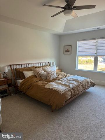 4785 HOGAN DR, Wilmington, DE 19808