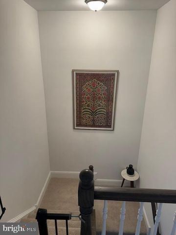 4785 HOGAN DR, Wilmington, DE 19808