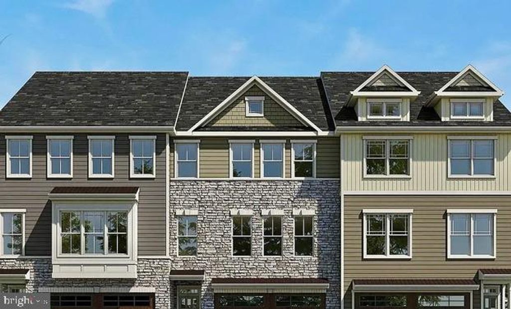 4785 HOGAN DR, Wilmington, DE 19808