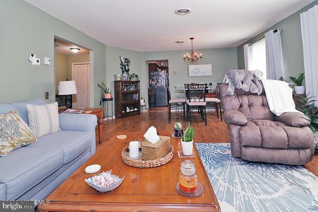 4B PORTSMOUTH ST, Whiting, NJ 08759