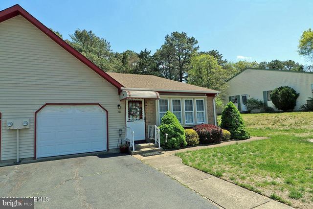 4B PORTSMOUTH ST, Whiting, NJ 08759