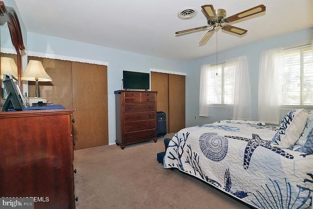 4B PORTSMOUTH ST, Whiting, NJ 08759