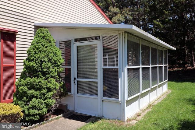 4B PORTSMOUTH ST, Whiting, NJ 08759