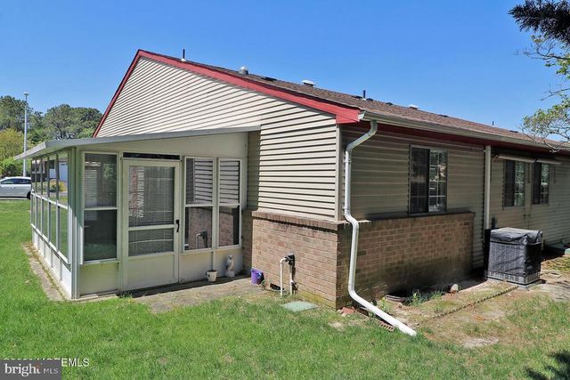 4B PORTSMOUTH ST, Whiting, NJ 08759