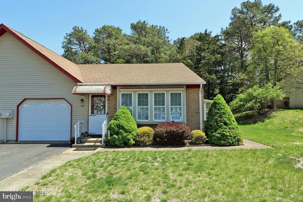 4B PORTSMOUTH ST, Whiting, NJ 08759