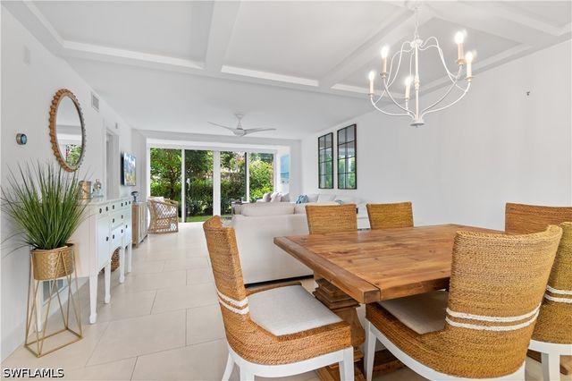 900 8th AVE S 105, Naples, FL 34102