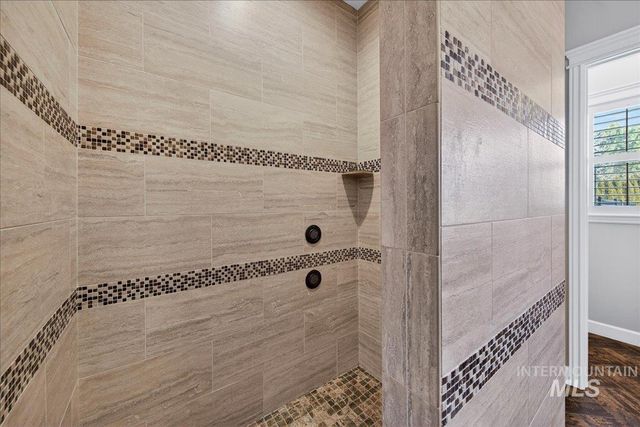 3494 S Sugar Loaf Pl, Eagle, ID 83616