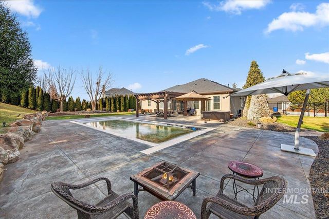 3494 S Sugar Loaf Pl, Eagle, ID 83616