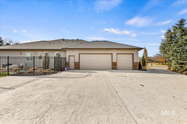 3494 S Sugar Loaf Pl, Eagle, ID 83616