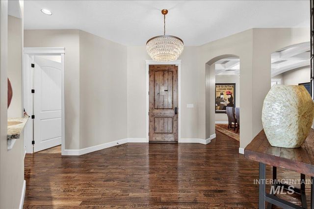 3494 S Sugar Loaf Pl, Eagle, ID 83616