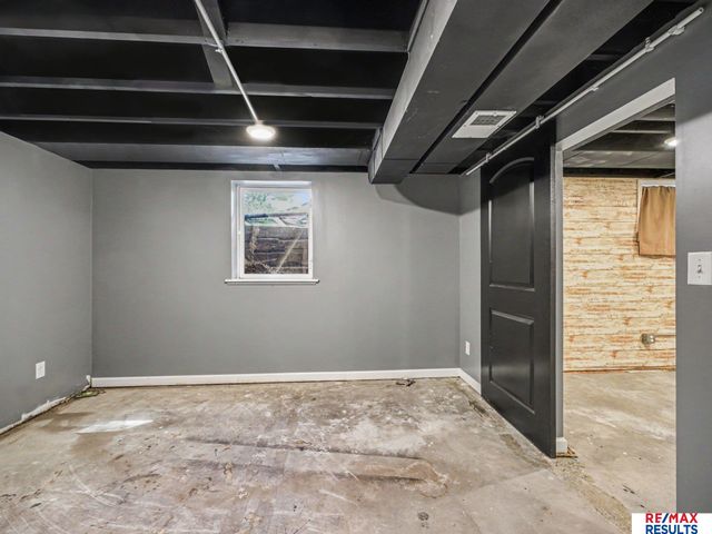 3525 N 81 Street, Omaha, NE 68134