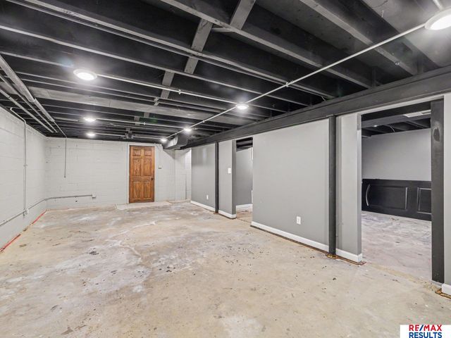 3525 N 81 Street, Omaha, NE 68134