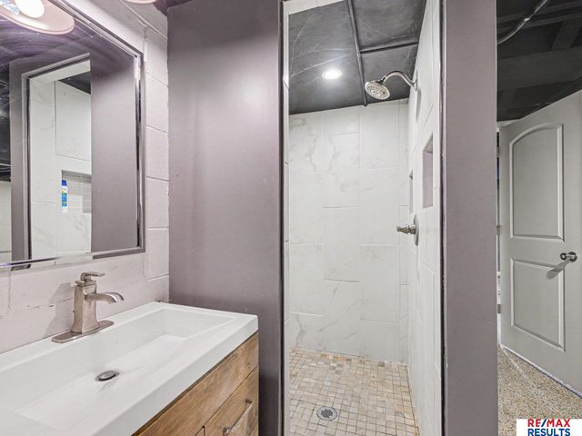 3525 N 81 Street, Omaha, NE 68134