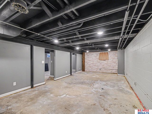 3525 N 81 Street, Omaha, NE 68134