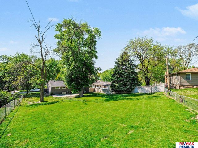 3525 N 81 Street, Omaha, NE 68134