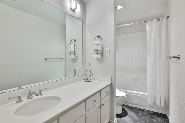 7025 Aspen Wood Trail, Fort Worth, TX 76132