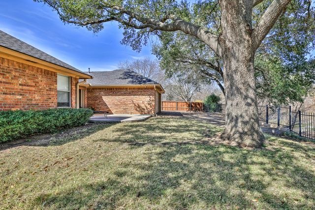 7025 Aspen Wood Trail, Fort Worth, TX 76132