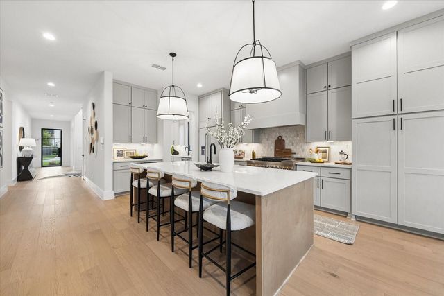 1511 Thornton Drive, Houston, TX 77018