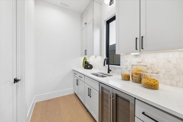 1511 Thornton Drive, Houston, TX 77018