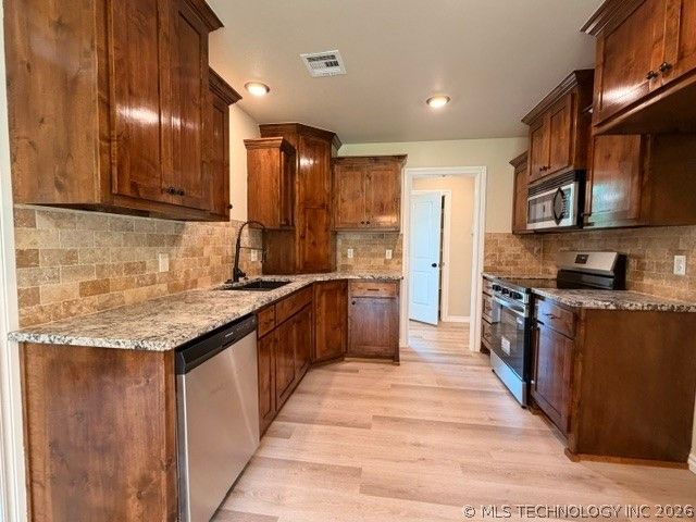 1502 NE 2nd Street, Wagoner, OK 74467