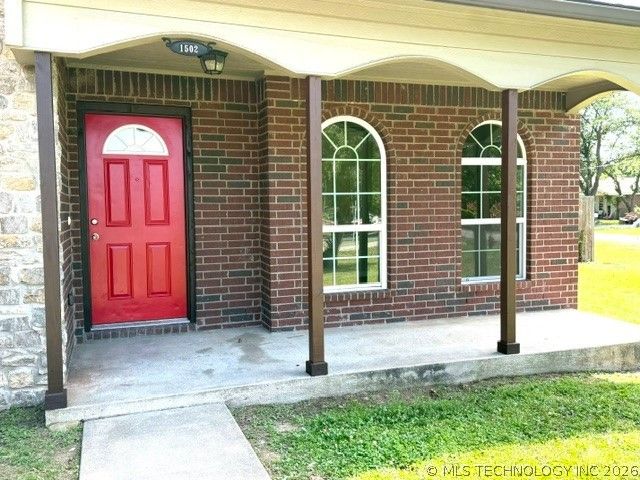 1502 NE 2nd Street, Wagoner, OK 74467