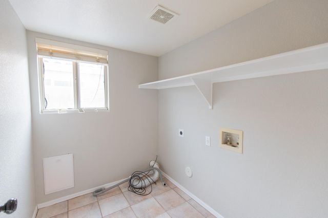 18033 N SKYHAWK Drive, Surprise, AZ 85374