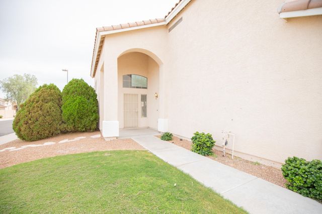 18033 N SKYHAWK Drive, Surprise, AZ 85374